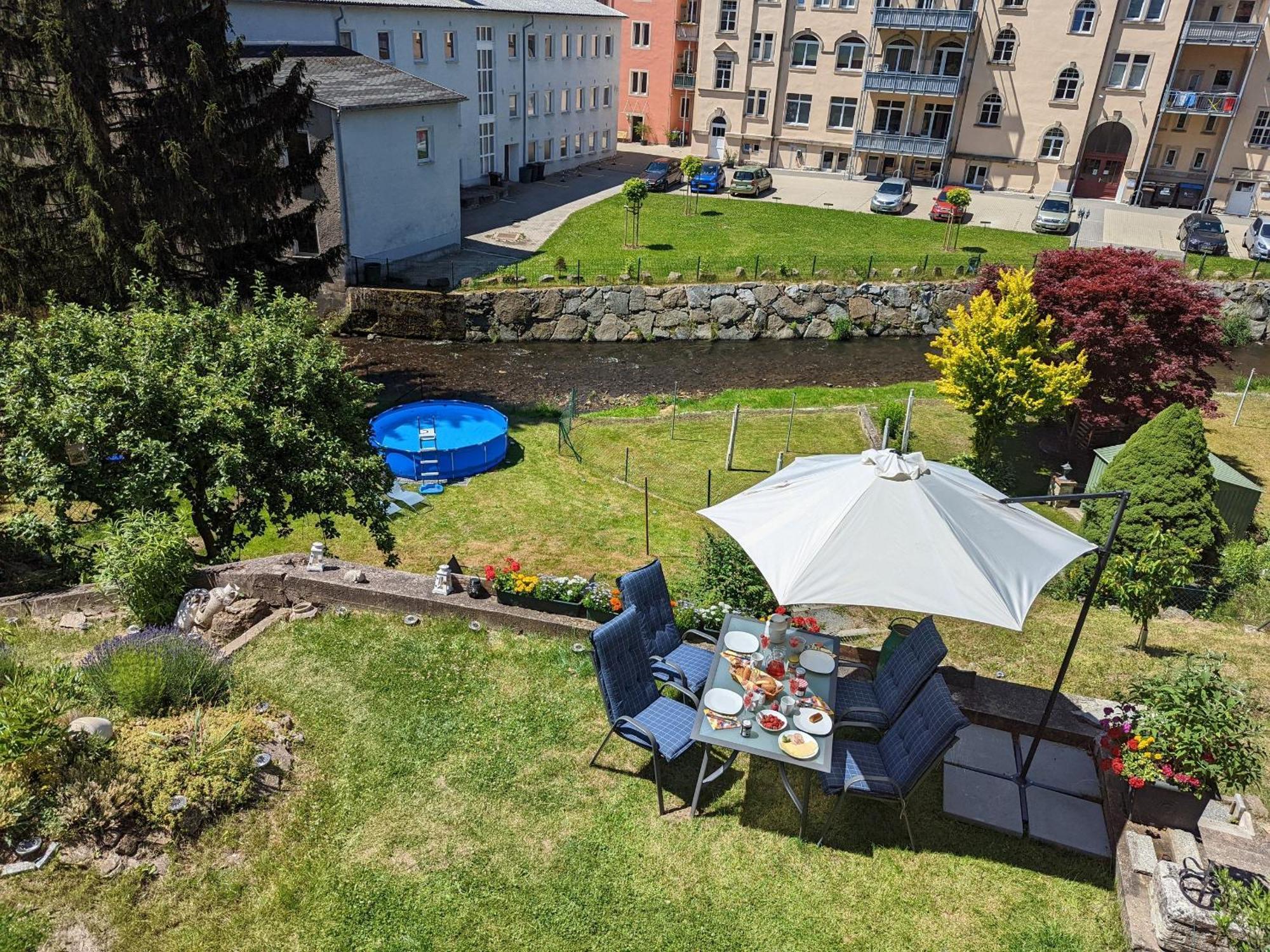 F3 Urlaubsmagie - Pool, Garten & Terrasse - 4P Sebnitz Eksteriør billede
